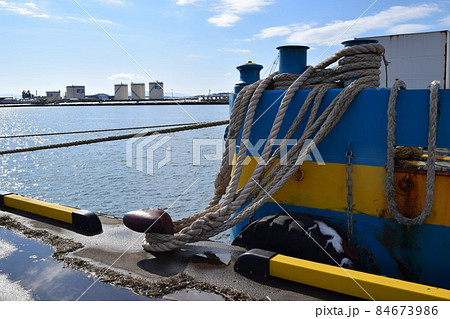 繋留用のボラード 84673986