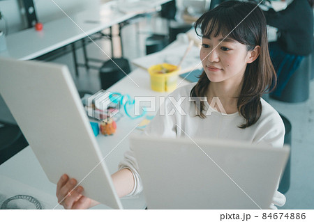 美大予備校 84674886