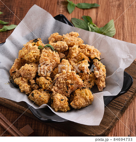 フライドチキン からあげ 鶏の唐揚 84694733