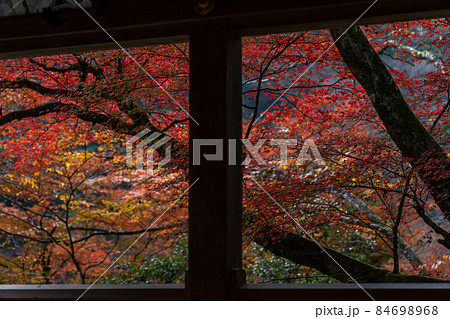 秋の貴船神社と周辺の風景 秋の貴船神社と周辺の風景 84698968