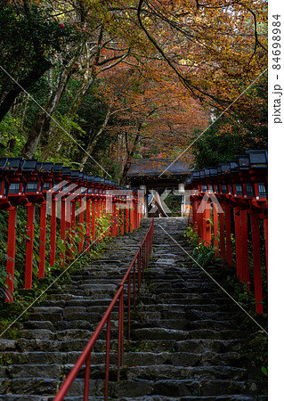 秋の貴船神社と周辺の風景 秋の貴船神社と周辺の風景 84698984