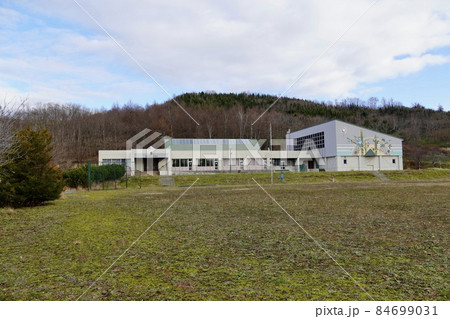 余市町立栄小学校(廃校) 余市町立栄小学校(廃校) 84699031