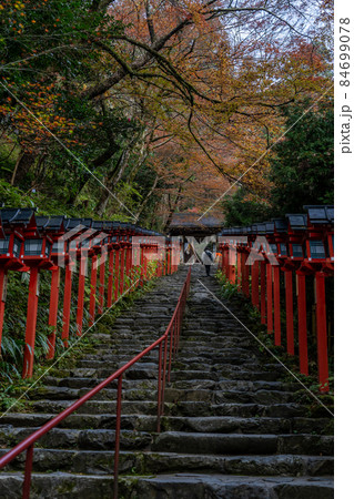 秋の貴船神社と周辺の風景 秋の貴船神社と周辺の風景 84699078