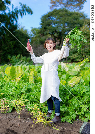 マタニティフォト　農家の嫁 84705362