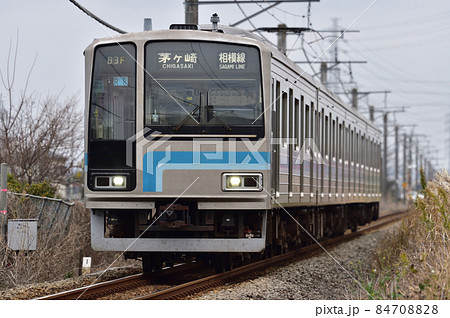 相模線　入谷－海老名　JR東日本　205系500番台　R8編成（国府津） 84708828