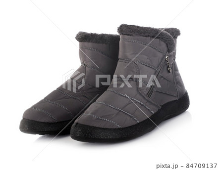 fur-lined boots in studio 84709137