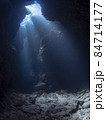 水中洞窟 84714177