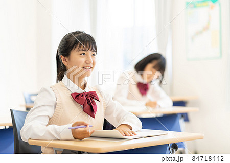 教室 中学生 学校 撮影協力:中央工学校附属日本語学校 教室 中学生 学校 撮影協力:中央工学校附属日本語学校 84718442