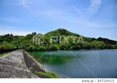 大野貯水池の大野ダム（現存する重要な土木構造物2000選）　山梨県上野原市大野 84720413