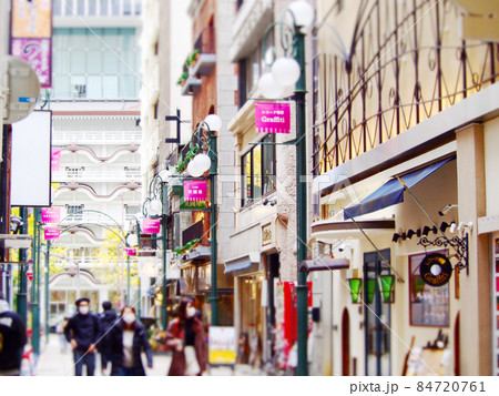 年末のにぎやかな心斎橋 年末のにぎやかな心斎橋 84720761