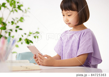 小学生の学習イメージ 84725363