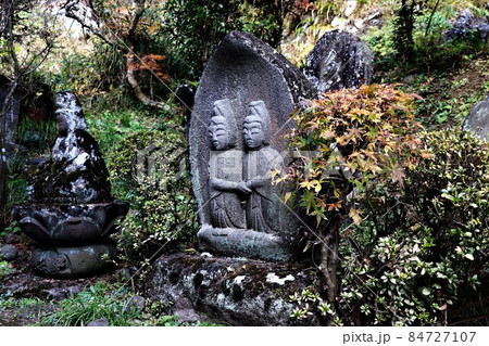 群馬県倉渕町の道祖神・中石津 群馬県倉渕町の道祖神・中石津 84727107