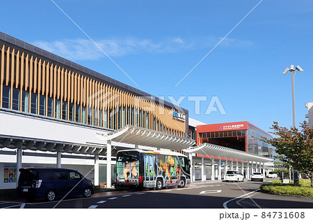 福井駅 東口 バスターミナル（福井県 福井市） 84731608