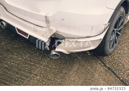 Car accident rear-end collision damage waiting insurance claim on road Car accident rear-end collision damage waiting insurance claim on road 84732325
