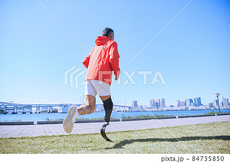 障がい者　男性 84735850