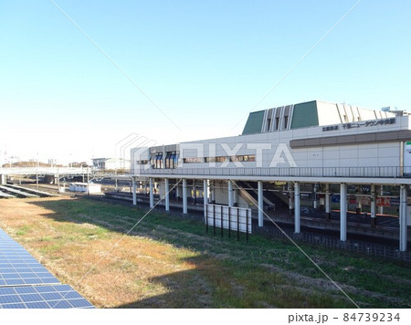 自由通路北側から千葉ニュータウン中央駅を望む【2021年12月撮影】 84739234