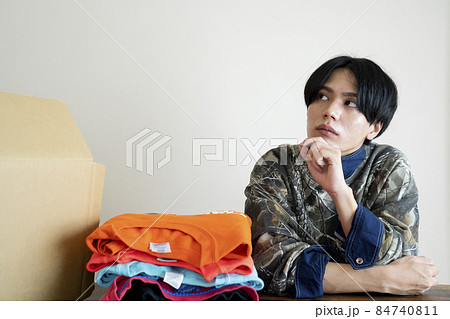 かっこいい男性と通販サイト 84740811