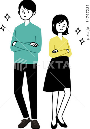 大人の男女　腕組みポーズ 84747285