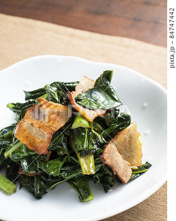 アレッタとベーコンのソテー 84747442