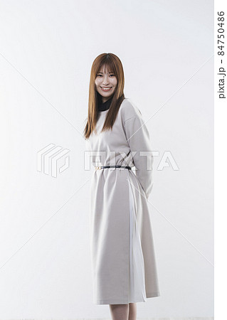 女性 女性 84750486