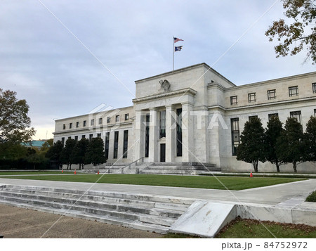 アメリカFRB。アメリカの中央銀行、建物全景 84752972