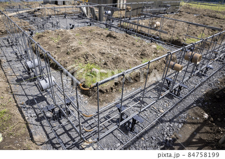 基礎工事鉄筋組みイメージ 84758199