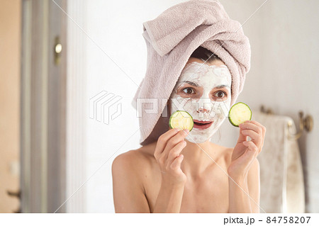 Girl takes care of her beauty and health. 84758207