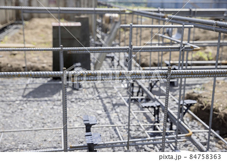 基礎工事鉄筋組みイメージ 84758363