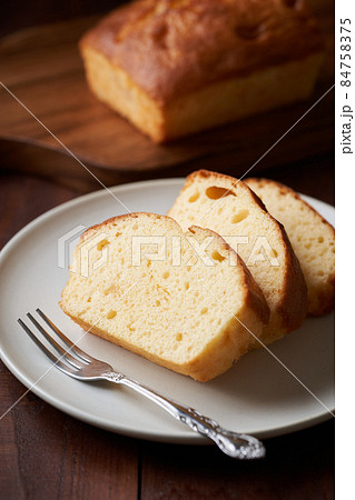 パウンドケーキ 84758375
