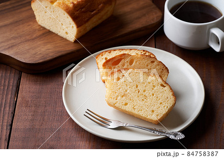 パウンドケーキ 84758387