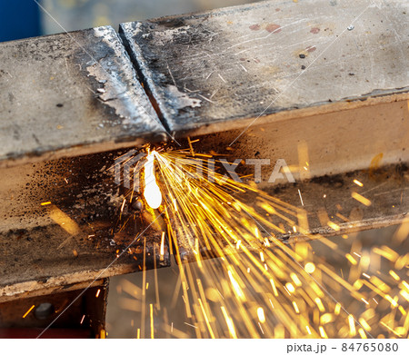 Metal cutting gas 84765080