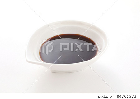 ソース ソース 84765573