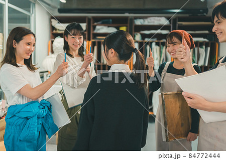 美大予備校 84772444