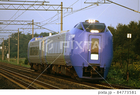 函館本線　上幌向－幌向　JR北海道　キハ281系900番台　試運転 84773581