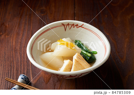 聖護院大根の煮物 84785309