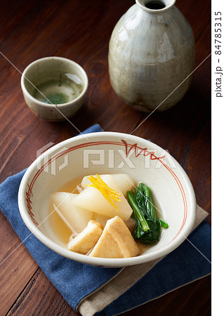 聖護院大根の煮物 84785315