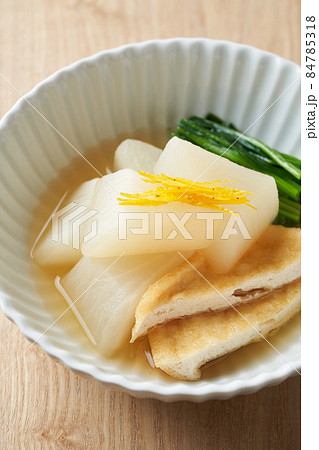 聖護院大根の煮物 84785318