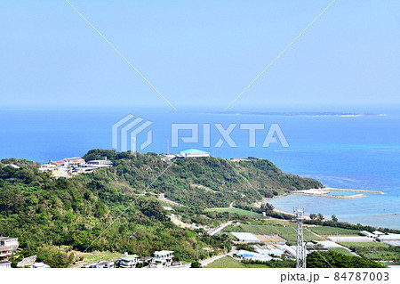 知念岬周辺を望む(沖縄県南城市)【2019.10】 84787003