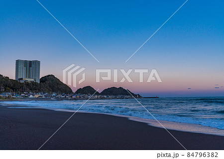 (千葉県)鴨川のビーチ 夕景 (千葉県)鴨川のビーチ 夕景 84796382