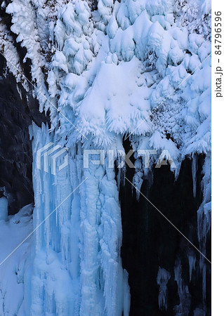 北海道 斜里 結氷したフレぺの滝 北海道 斜里 結氷したフレぺの滝 84796596