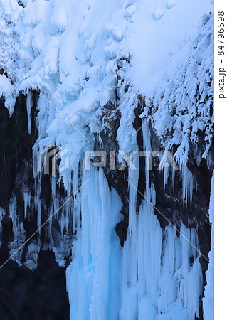 北海道 斜里 結氷したフレぺの滝 北海道 斜里 結氷したフレぺの滝 84796598