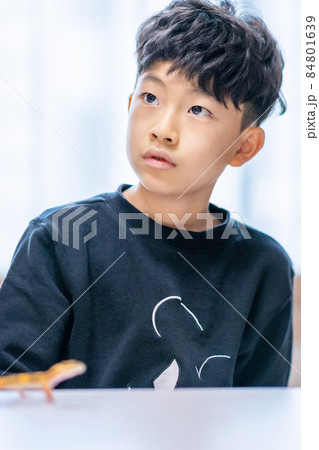 子供 ライフスタイル 1人 84801639