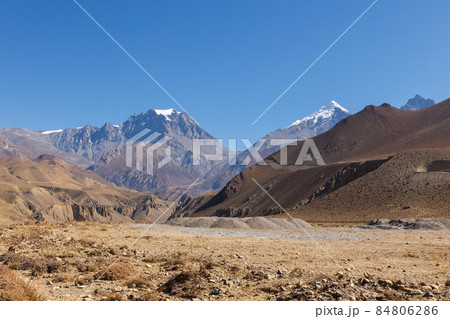 Yakwakang and Khatungkang mountains 84806286