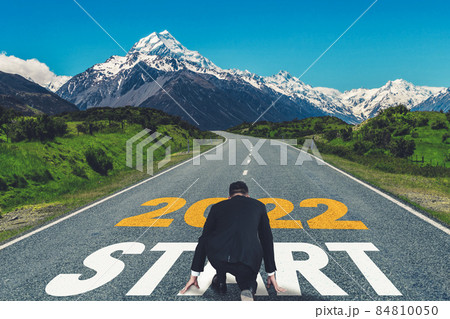 The 2022 New Year journey and future vision concept The 2022 New Year journey and future vision concept 84810050