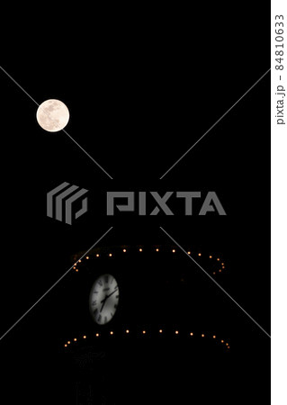 ぷかり桟橋 時計台 スーパームーン ぷかり桟橋 時計台 スーパームーン 84810633