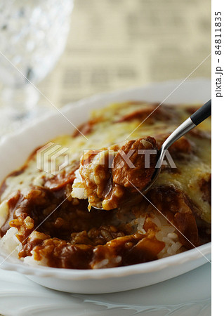 焼きチーズカレー 焼きチーズカレー 84811835
