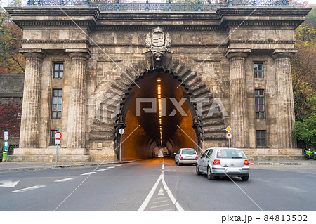 Adam Clark Tunnel under Castle Hill in Budapest 84813502