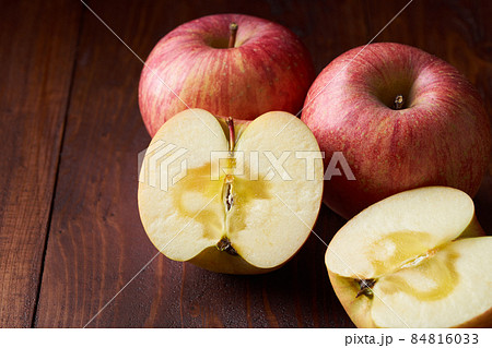 蜜入りりんご　サンふじ 84816033