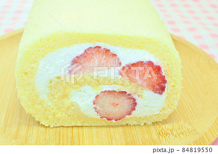 いちごロール いちごロール 84819550