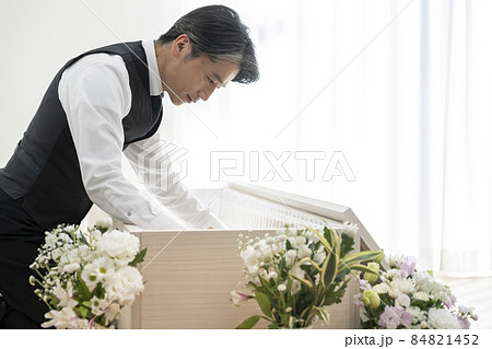 納棺師 イメージ 納棺師 イメージ 84821452
